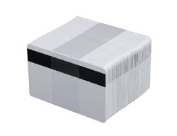 [BCZ104523113] ZEBRA CARDS PVC 30MIL HICO 500/BOX WHI